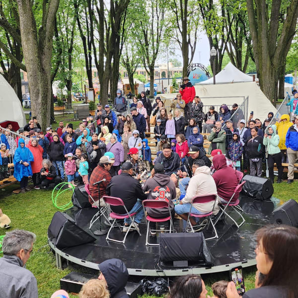 KWE! À la rencontre des peuples autochtones