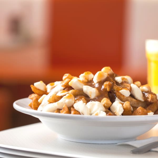 le_roy_jucep__linventeur_de_la_poutine_1