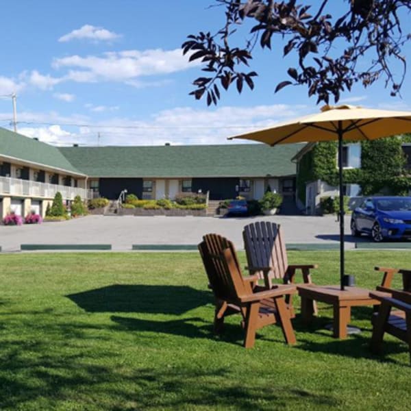 motel_lac_st_louis_1