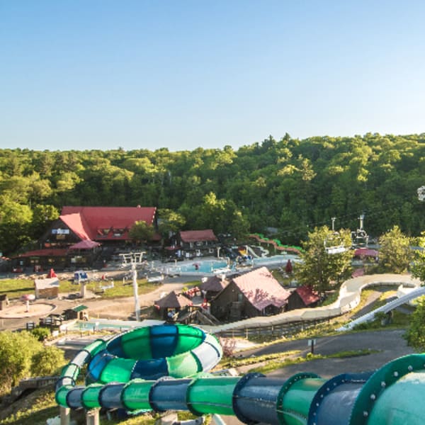 parc_aquatique_en_montagne_mont_cascades_1
