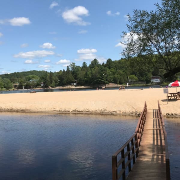 plage_municipale_de_brebeuf_1