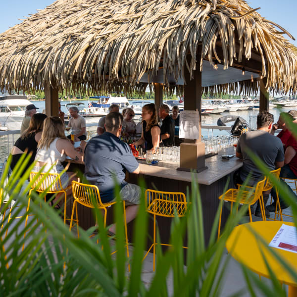 restaurant_les_berges_de_saint_jean_1