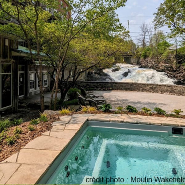 spa_de_lauberge_le_moulin_wakefield_1