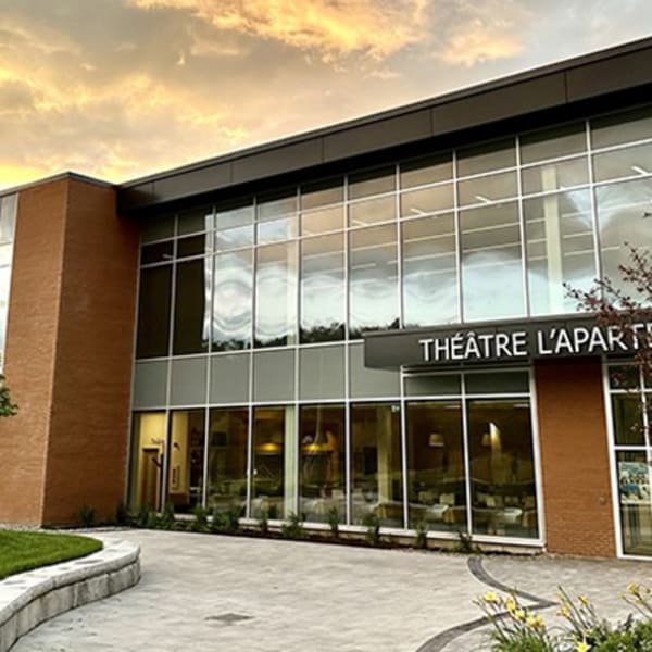 theatre_de_lancien_presbytere_1
