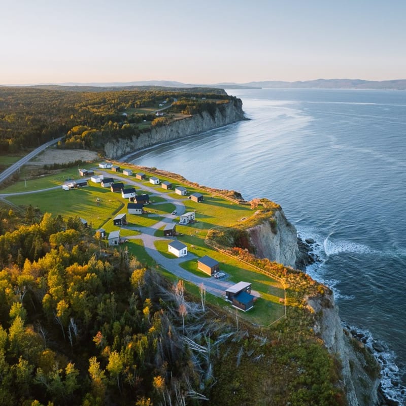 Coastline in Gaspésie next to Chalets Nautika.Treat yourself to a fall getaway in Gaspésie with Chalets Nautika.