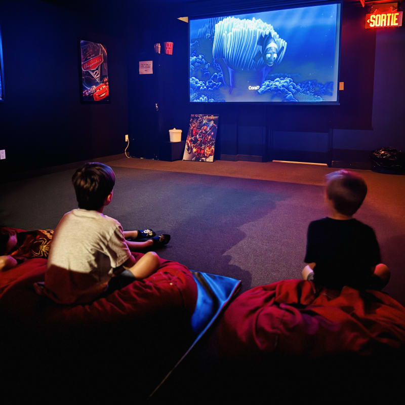 Soirée cinéma pour enfants à l'Hôtel Chéribourg